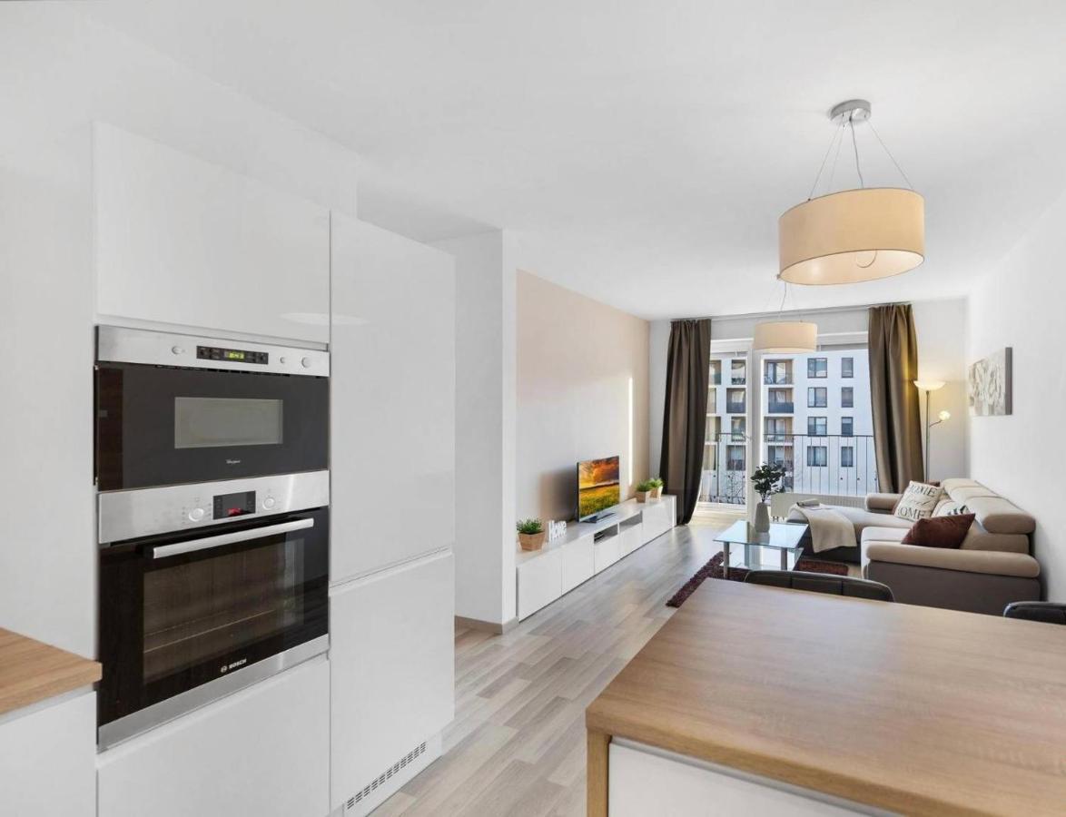 Sunflower - Modern Large Charming Apartment With Balcony Bratysława Zewnętrze zdjęcie